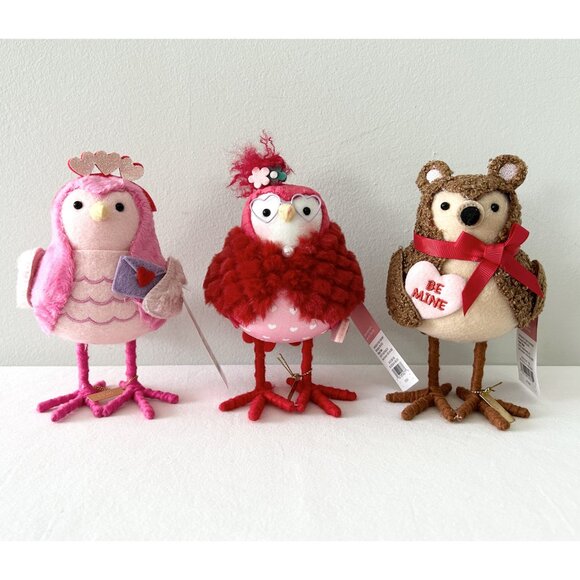 NEW! 2025 Target Valentines Birds Complete Set of 3 Spritz Featherly Friends NWT - Picture 1 of 5